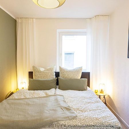 Blossfeld-Apartments Geraeumige Stadtoase Mitten Im Zentrum Mit 3 Schlafzimmern, Gratis Parkplatz, W-Lan, Netflix Jena Exterior photo