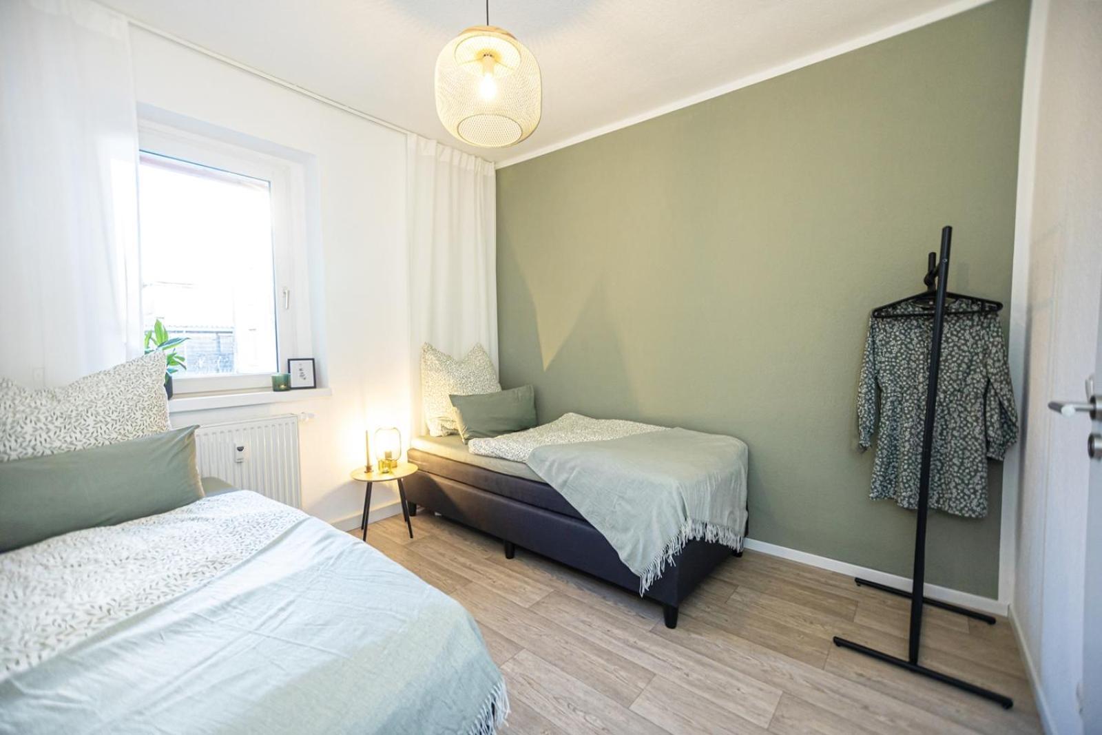 Blossfeld-Apartments Geraeumige Stadtoase Mitten Im Zentrum Mit 3 Schlafzimmern, Gratis Parkplatz, W-Lan, Netflix Jena Exterior photo